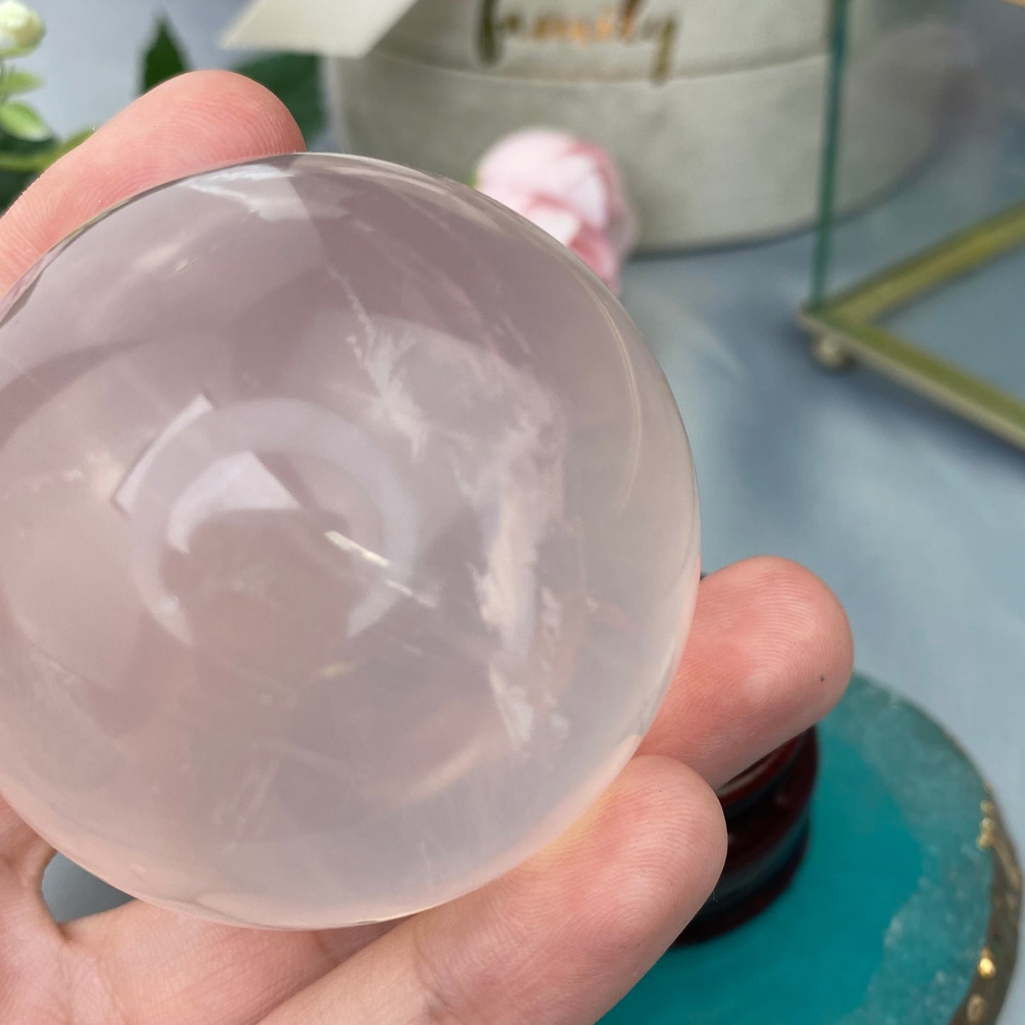 Rose Quartz sphere (Rose Quartz 5.2cm, 223g.)