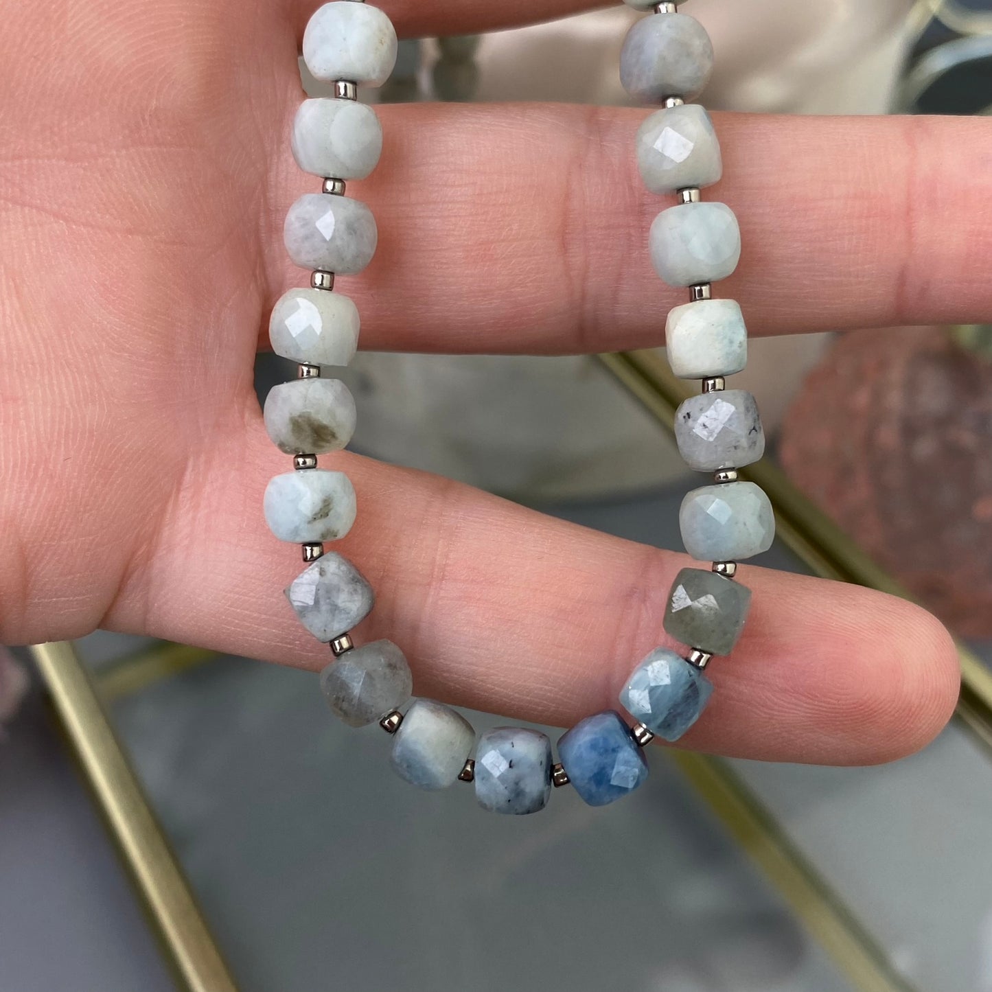 Aquamarine necklace (Aquamarine 5mm, polished shape, adjustable length: 46cm+chain 6cm)