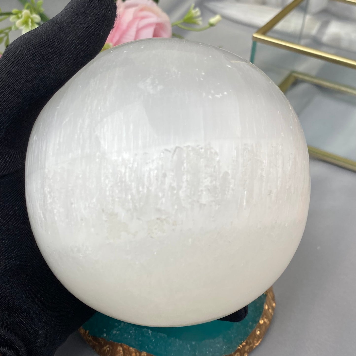 Selenite ball (Selenite XL size, 8 cm)