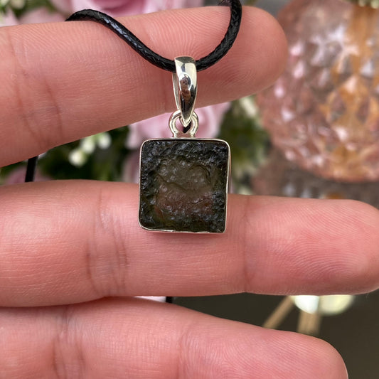 Moldavite pendant (Czech Republic)