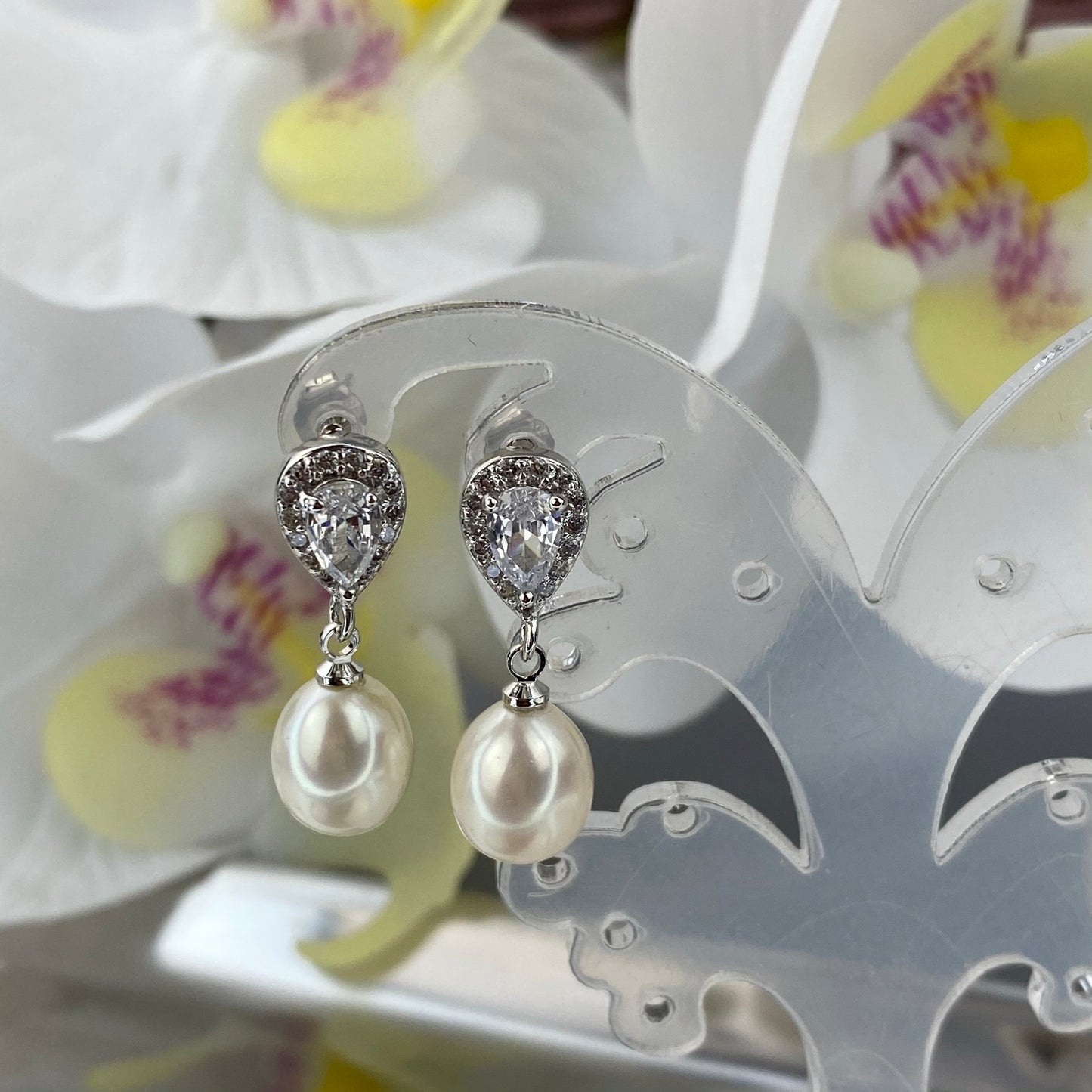 River pearl earrings (River Pearls)