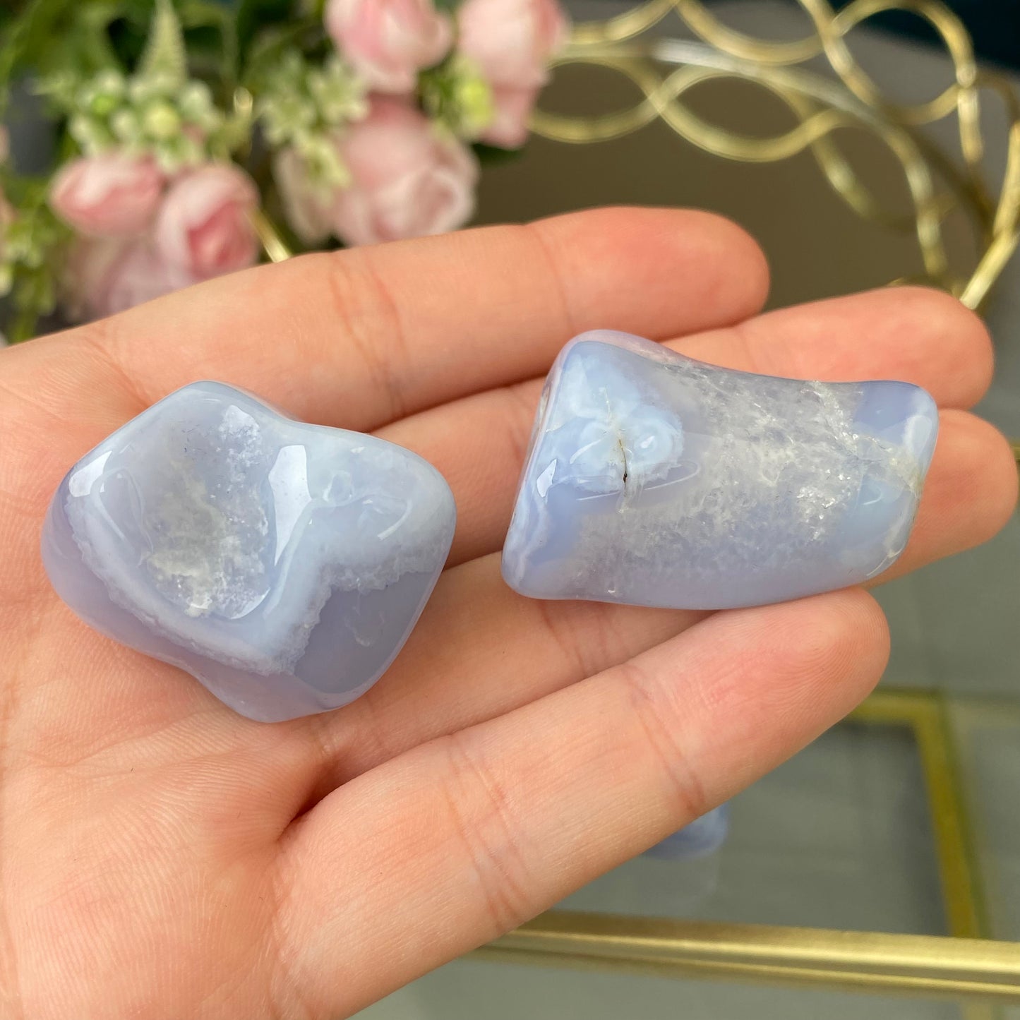 Natural polished Blue Chalcedony (1pc.)