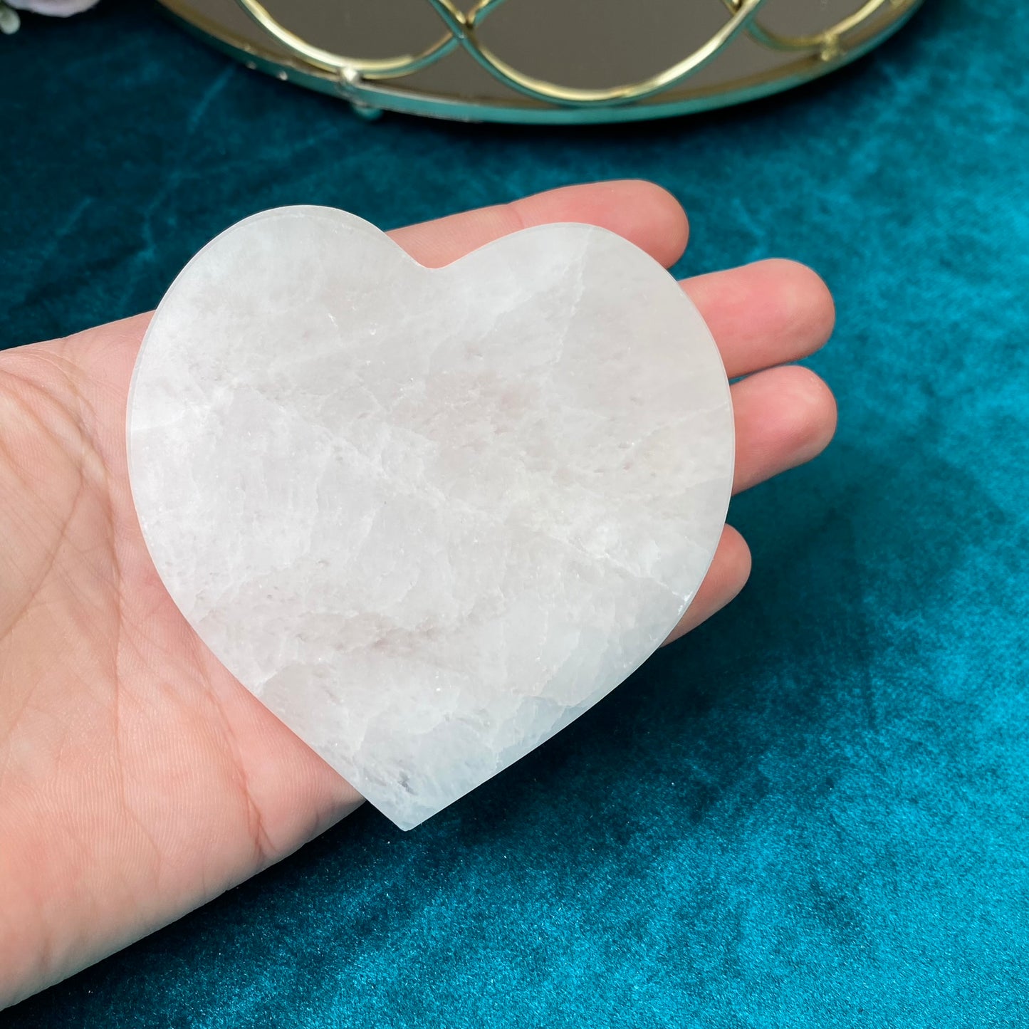Selenite charging pad Heart size-S