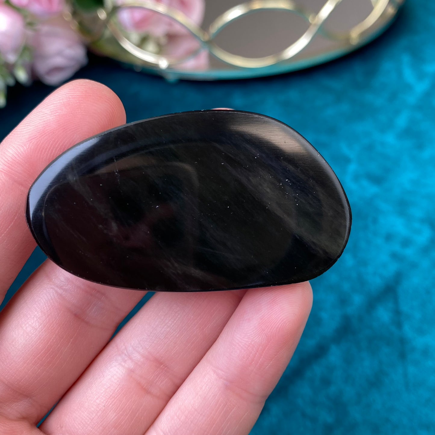 Natural Obsidian  38g. (polished one side)