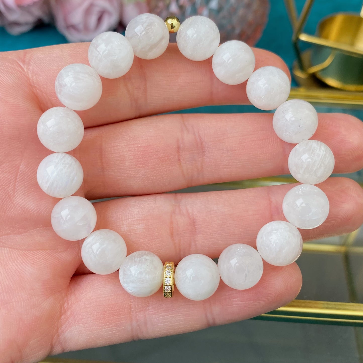 Moonstone bracelet (Moonstone, 10mm.For strength, growth and confidence)