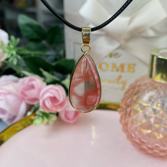 Cherry Quartz Glass pendant (Cherry Quartz is an artificially created crystal)